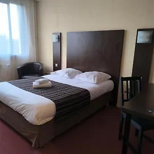 Hotel Adonis Lyon Est Artys, Saint-Priest-en-Jarez